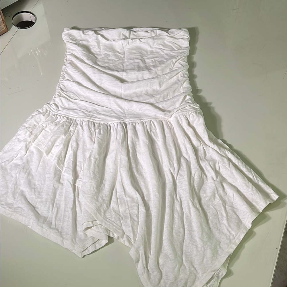 Free People layered top🌚